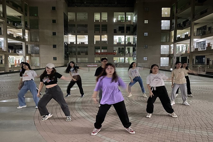 122cc太阳集成游戏