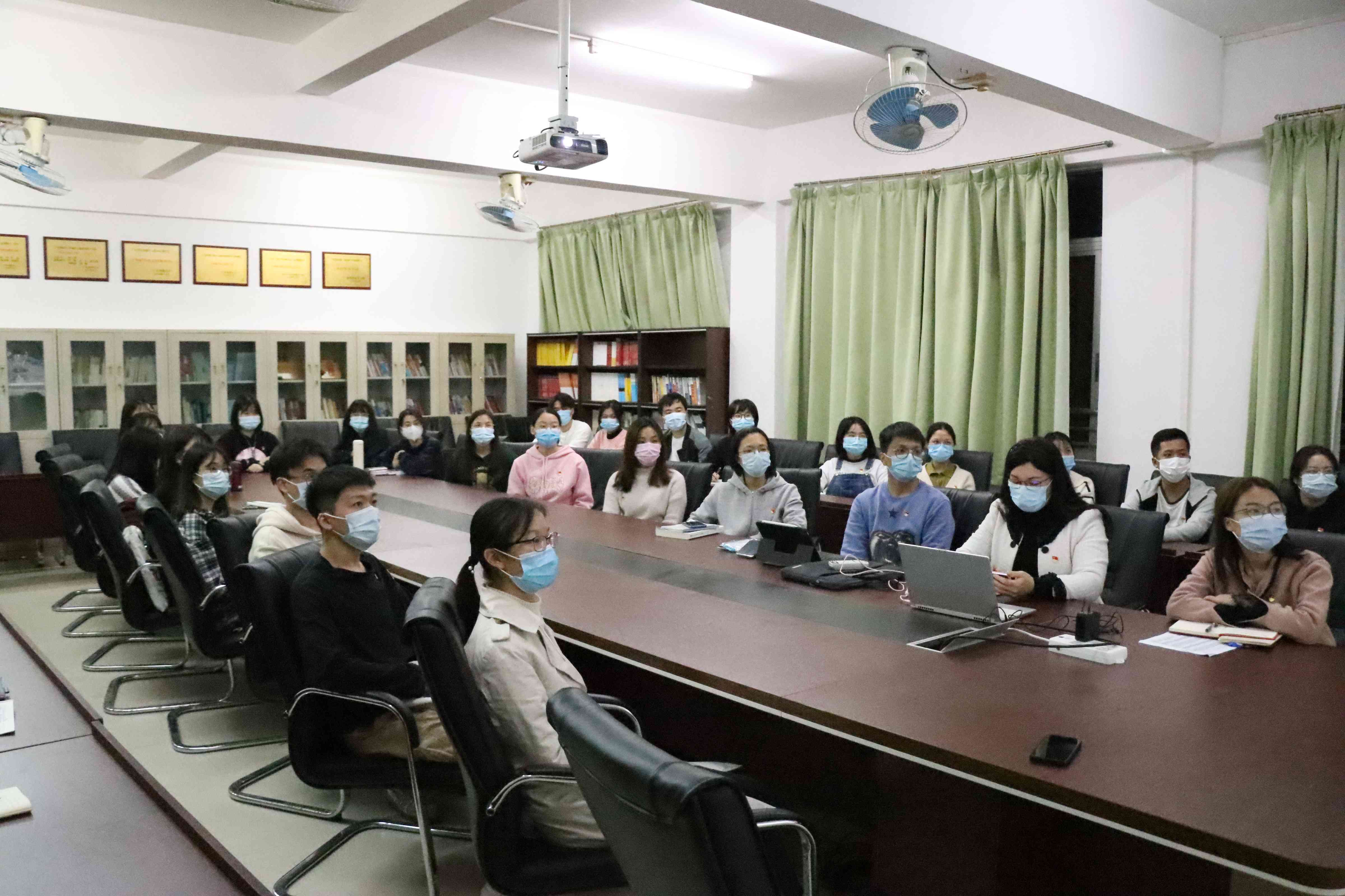 122cc太阳集成游戏